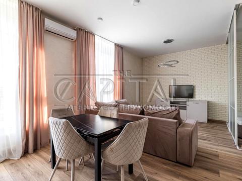 квартира за адресою Джона Маккейна вул. (Івана Кудрі), 26