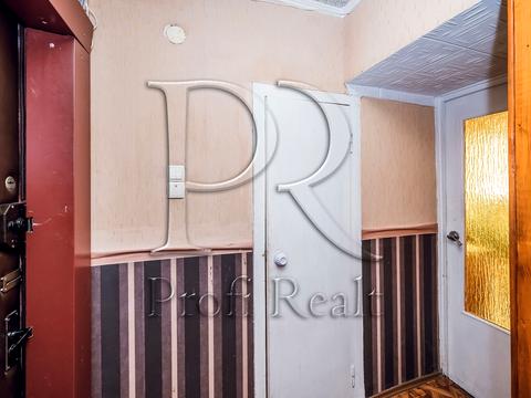 комерційна за адресою Володимира Івасюка просп. (Героїв Сталінграду), 1