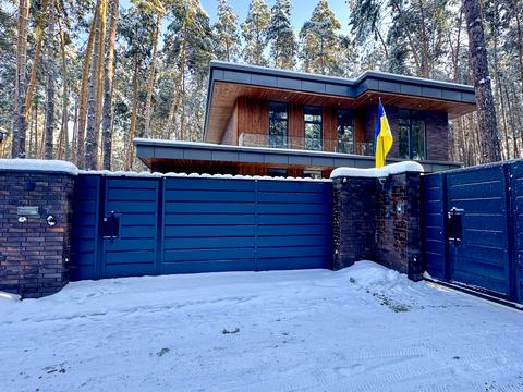 дом по адресу Полярна