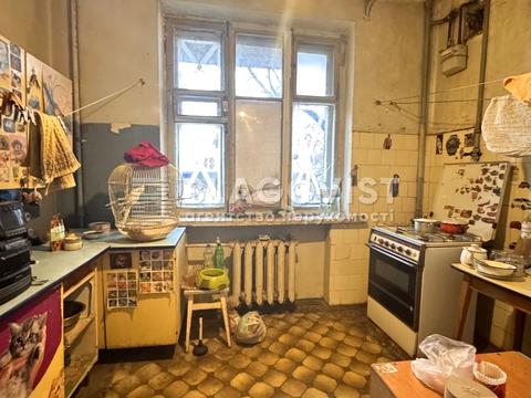 квартира по адресу Героїв Оборони ул., 9/10