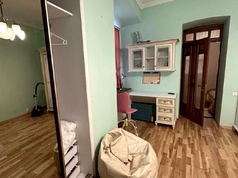 квартира за адресою Львів, Богдана Хмельницького вул., 83