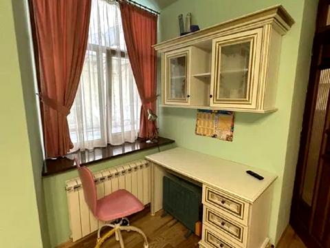 квартира за адресою Львів, Богдана Хмельницького вул., 83