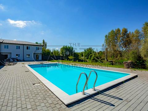 будинок за адресою щаслива, 18