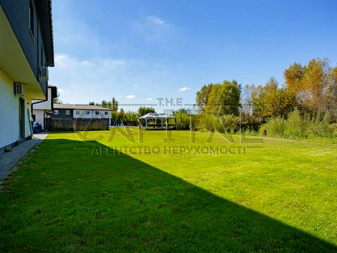 будинок за адресою щаслива, 18