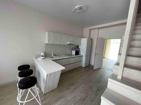 будинок за адресою Володимира Великого