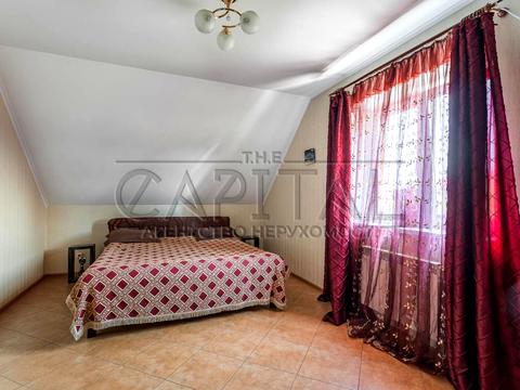 будинок за адресою с. Гатне, Юності вул.