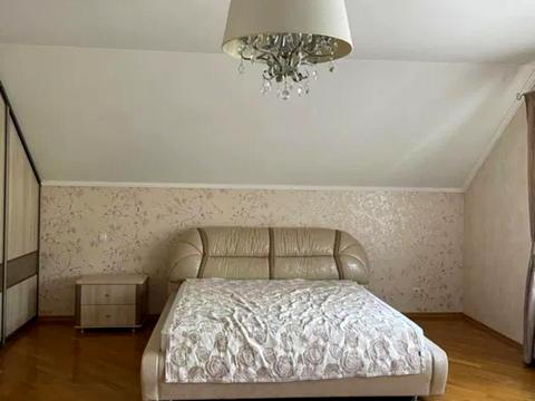 будинок за адресою Юності вул.