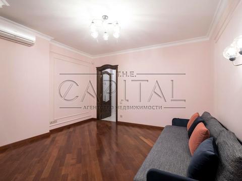 квартира за адресою Старонаводницька вул., 13