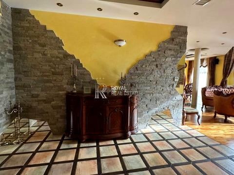 будинок за адресою Лісова вул.