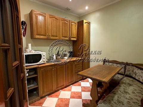 комерційна за адресою Ковпака вул., 17