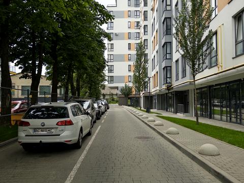 комерційна за адресою Миколи Пимоненка вул. (), 7д