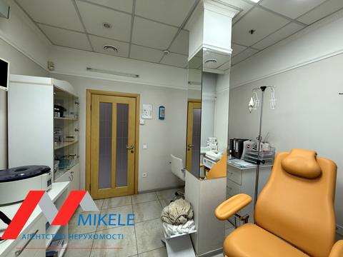 коммерческая по адресу Днепровская набережная ул., 25