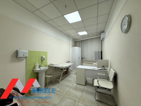 коммерческая по адресу Днепровская набережная ул., 25