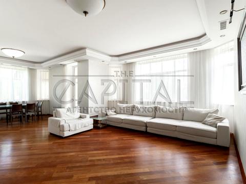 будинок за адресою с. Козин, старокиївська