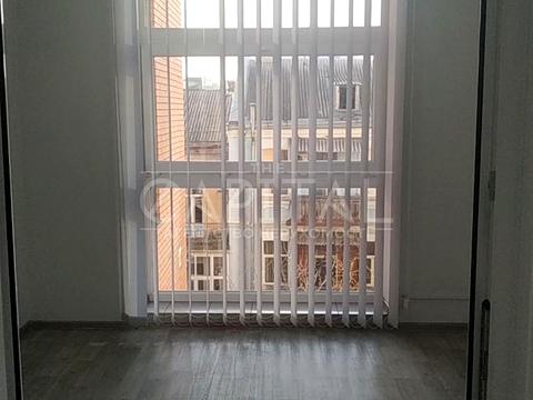 комерційна за адресою Велика Васильківська вул. (Червоноармійська), 72