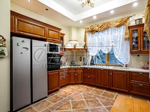 будинок за адресою Київська вул.