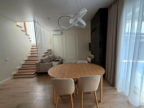 будинок за адресою с. Петропавлівська борщагівка, паркова