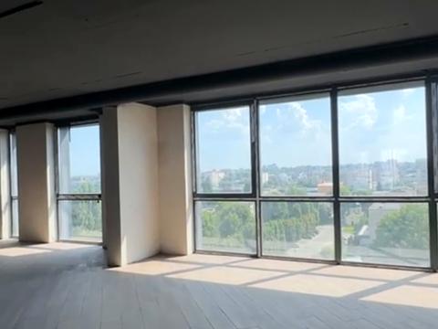 комерційна за адресою Шевченка вул., 57