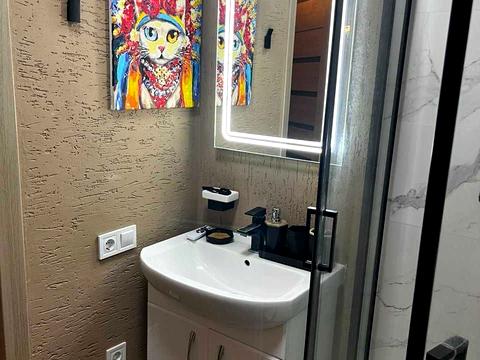 квартира за адресою Дмитра Луценка вул. (Крейсера "Аврора"), 12-А