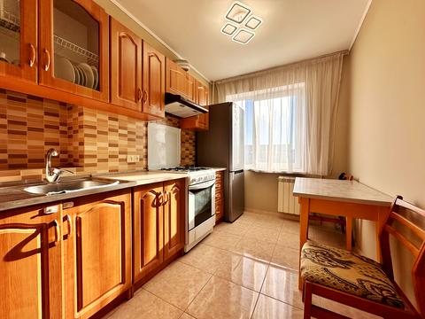 квартира за адресою Наукова вул., 12