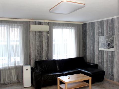 будинок за адресою Левка Лук'яненка просп. (Рокоссовського), 11