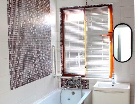 будинок за адресою Левка Лук'яненка просп. (Рокоссовського), 11