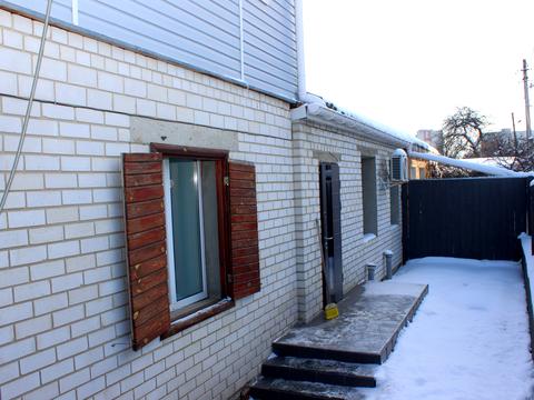 будинок за адресою Левка Лук'яненка просп. (Рокоссовського), 11