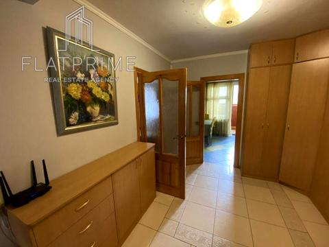 квартира за адресою Тарасівська вул., 20