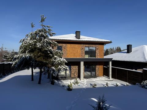 будинок за адресою Центральна вул.