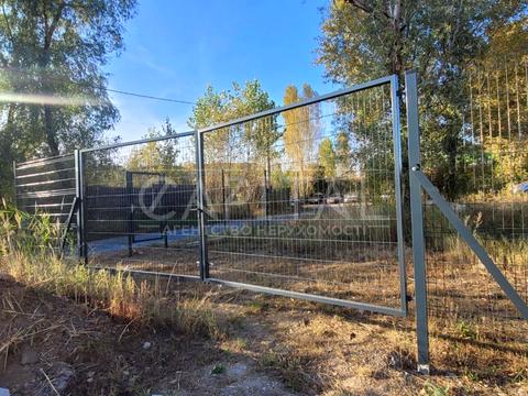 участок по адресу 