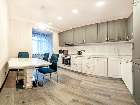 комерційна за адресою Михайла Максимовича вул. (Онуфрія Трутенка), 24-А