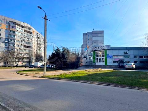 комерційна за адресою Кривий Ріг, Незалежності України вул., 21б