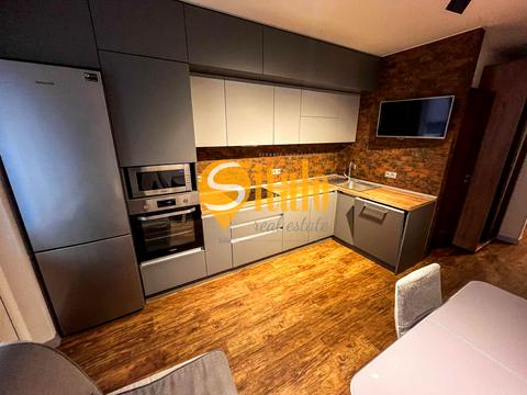 квартира за адресою Софії Русової вул., 5-Б