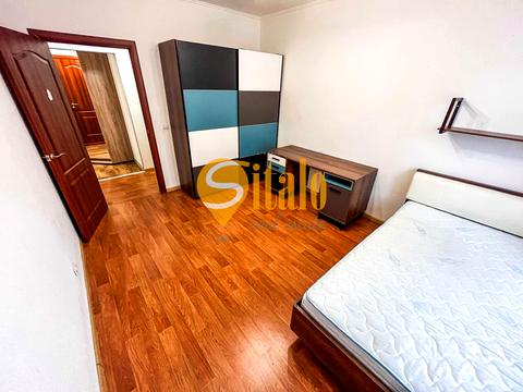 квартира за адресою Софії Русової вул., 5-Б