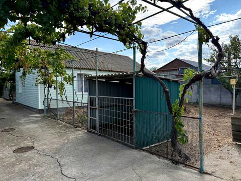 будинок за адресою с. Бурдівка, Центральна