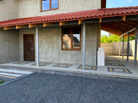 дом по адресу центральна