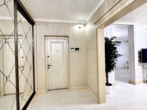 квартира за адресою Угорська вул., 14б