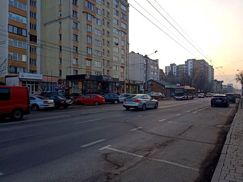 комерційна за адресою Незалежності вул., 209