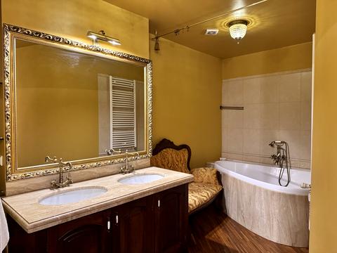 квартира за адресою Дмитра Вітовського вул. (), 33