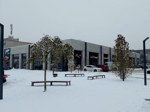 комерційна за адресою Садова вул., 2а