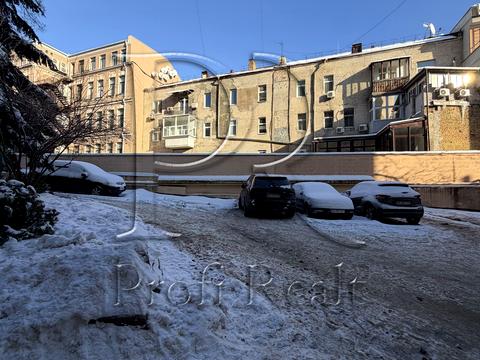 квартира за адресою Київ, Мала Житомирська вул., 10