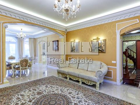 будинок за адресою Лісова