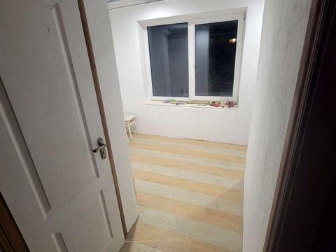 квартира за адресою Броварна вул., 12