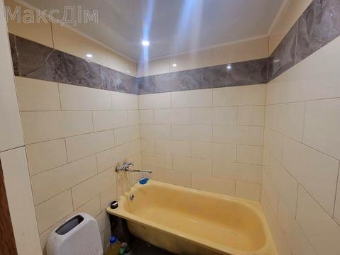 квартира за адресою Броварна вул., 12