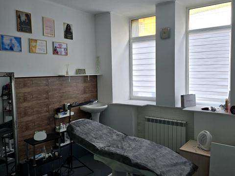 комерційна за адресою Кооперативна вул., 13/2