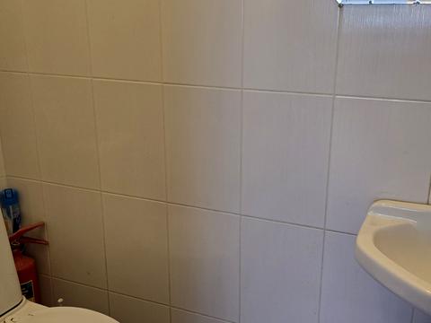 комерційна за адресою Кооперативна вул., 13/2