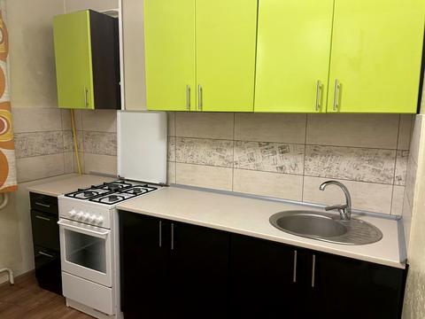 квартира за адресою Рівне, Андрія Мельника вул., 16