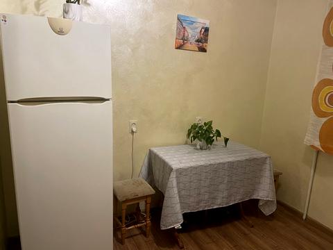 квартира за адресою Рівне, Андрія Мельника вул., 16