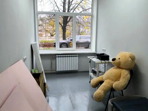 комерційна за адресою Ювілейна, 2