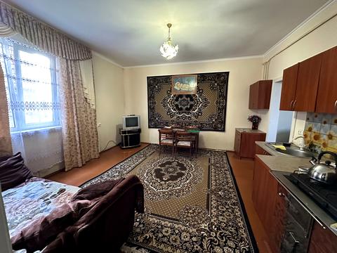 будинок за адресою Молодіжна вул., 30